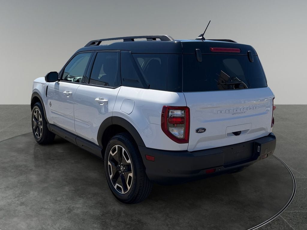 Used 2024 Ford Bronco Sport Outer Banks w/ Tech Package AWD/4WD image 7