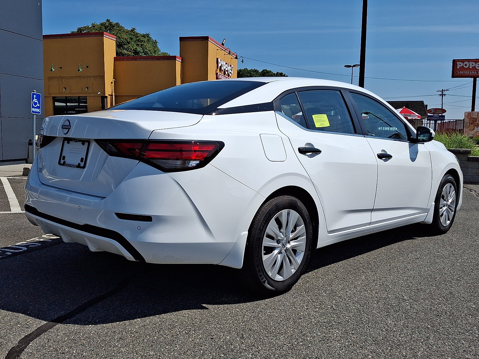 Certified 2025 Nissan Sentra S FWD image 7