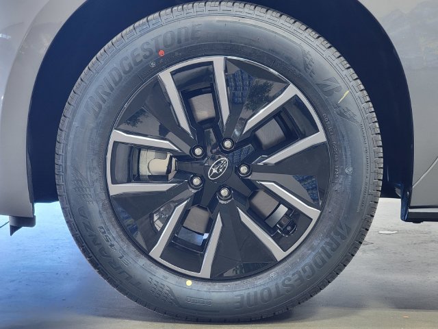 New 2026 Subaru Solterra AWD/4WD image 10
