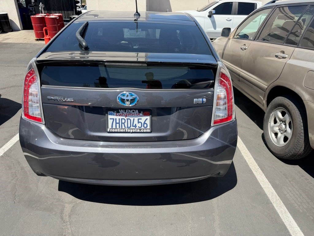 Used 2015 Toyota Prius Three FWD image 6