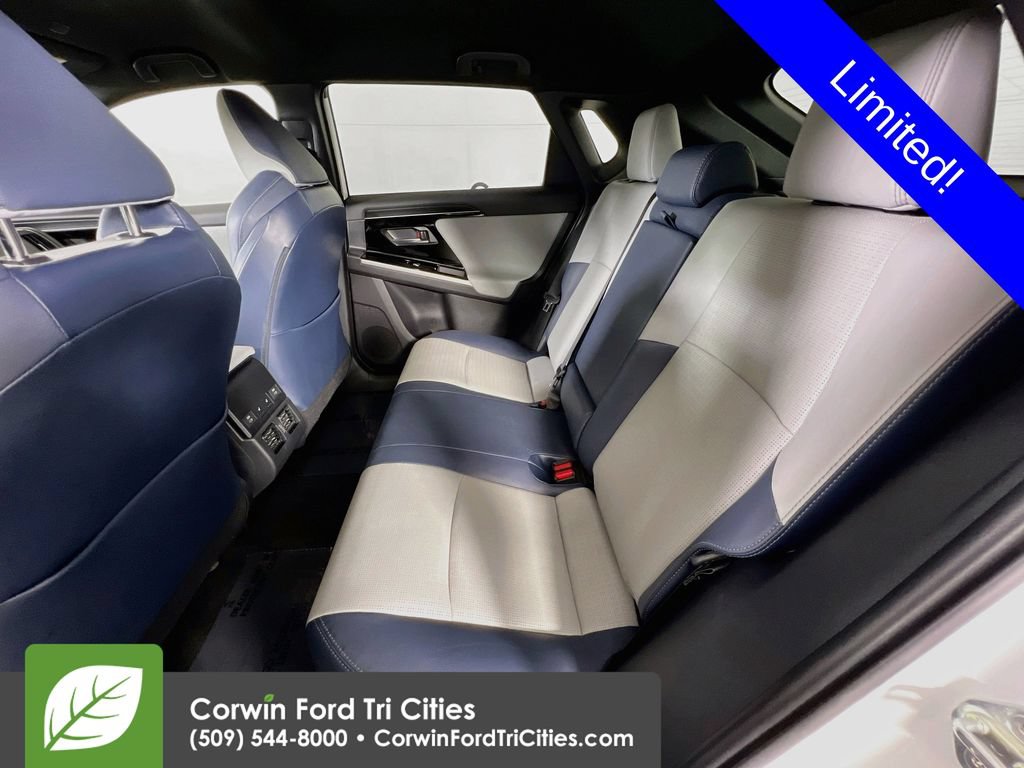 Used 2024 Subaru Solterra AWD/4WD image 29