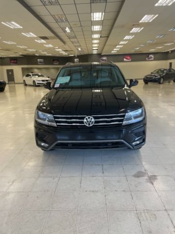 Used 2020 Volkswagen Tiguan SEL FWD image 2