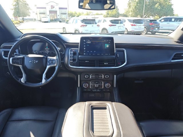 Used 2024 Chevrolet Tahoe Z71 w/ Luxury Package AWD/4WD image 15
