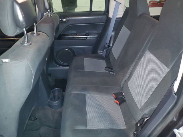Used 2015 Jeep Patriot Latitude image 26