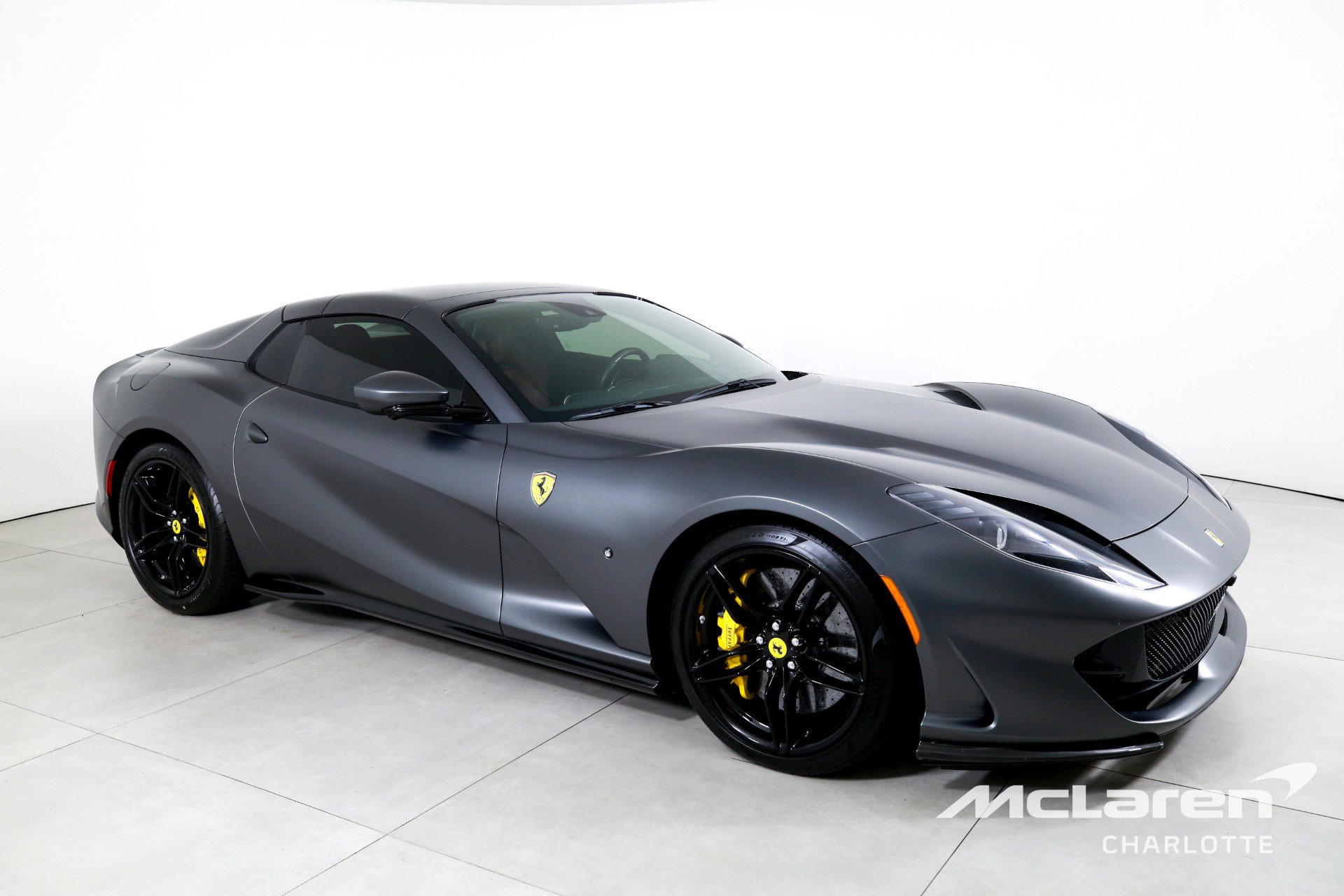 Used 2021 Ferrari 812 GTS RWD image 3