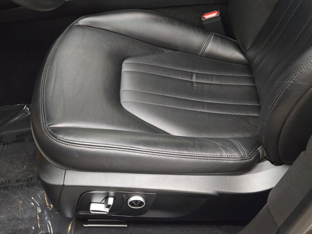 Certified 2022 Maserati Levante GT image 34