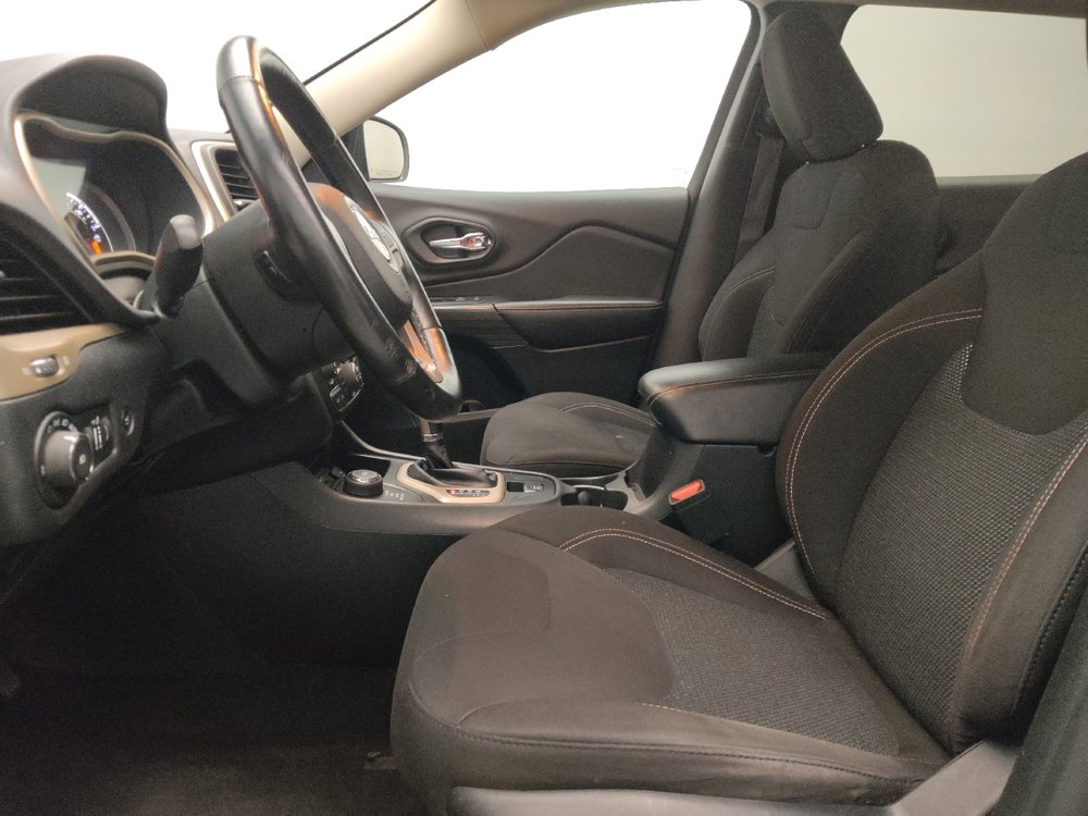 Used 2017 Jeep Cherokee 75th Anniversary image 17