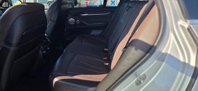 Used 2016 BMW X5 xDrive40e image 16