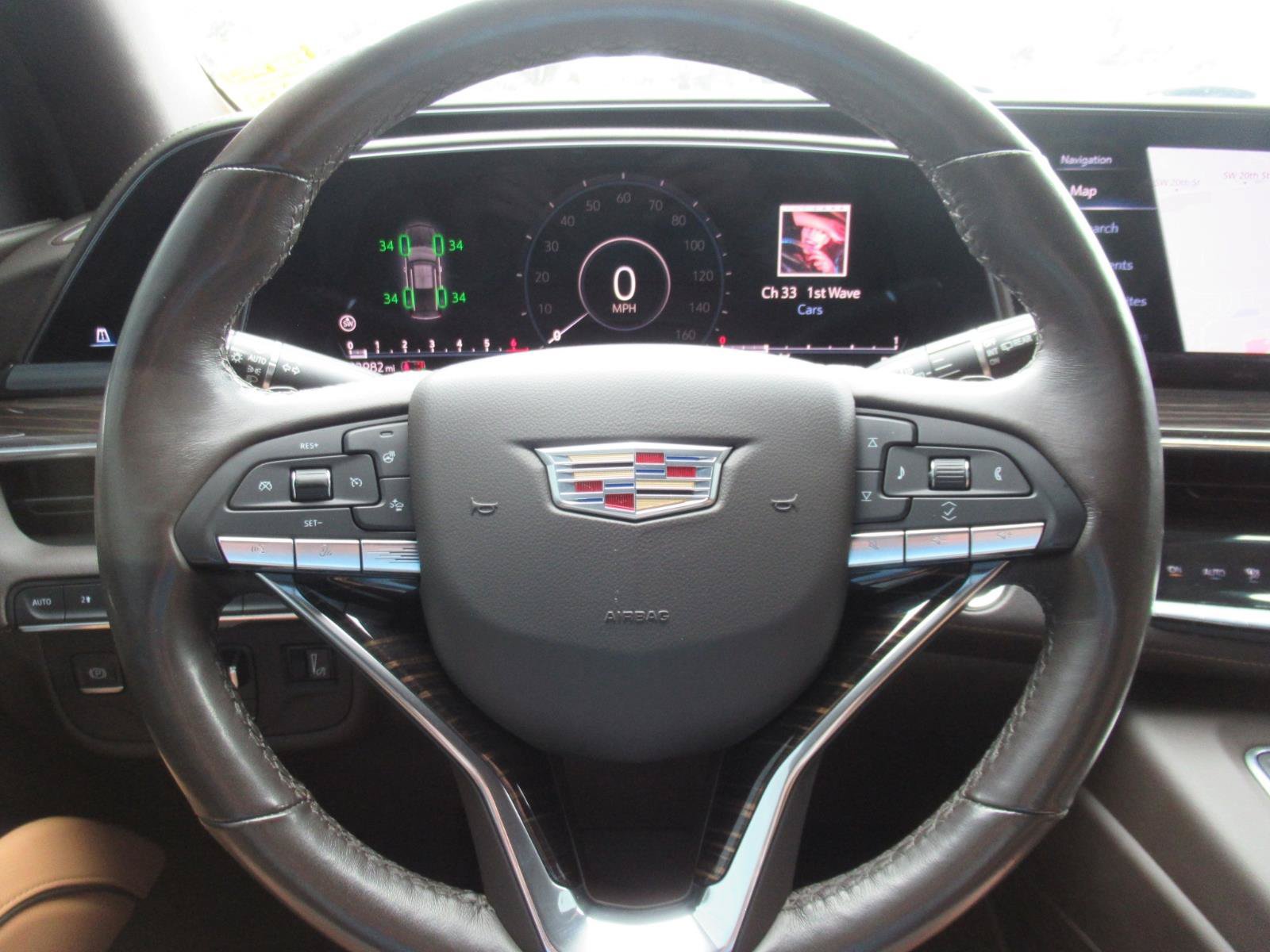 Used 2021 Cadillac Escalade Sport w/ LPO, ONYX Package AWD/4WD image 24