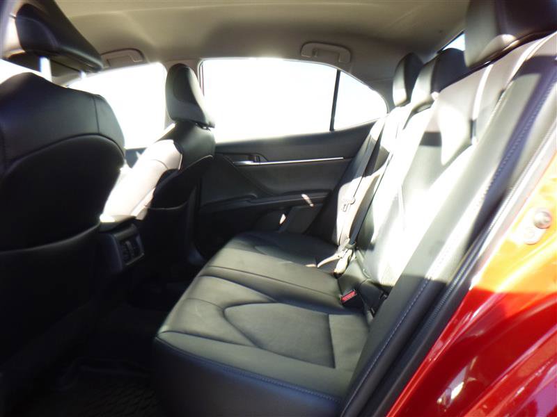 Used 2024 Toyota Camry XLE w/ Cold Weather Package image 6