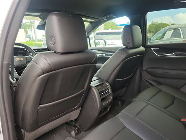 Certified 2022 Cadillac XT5 Luxury FWD image 10