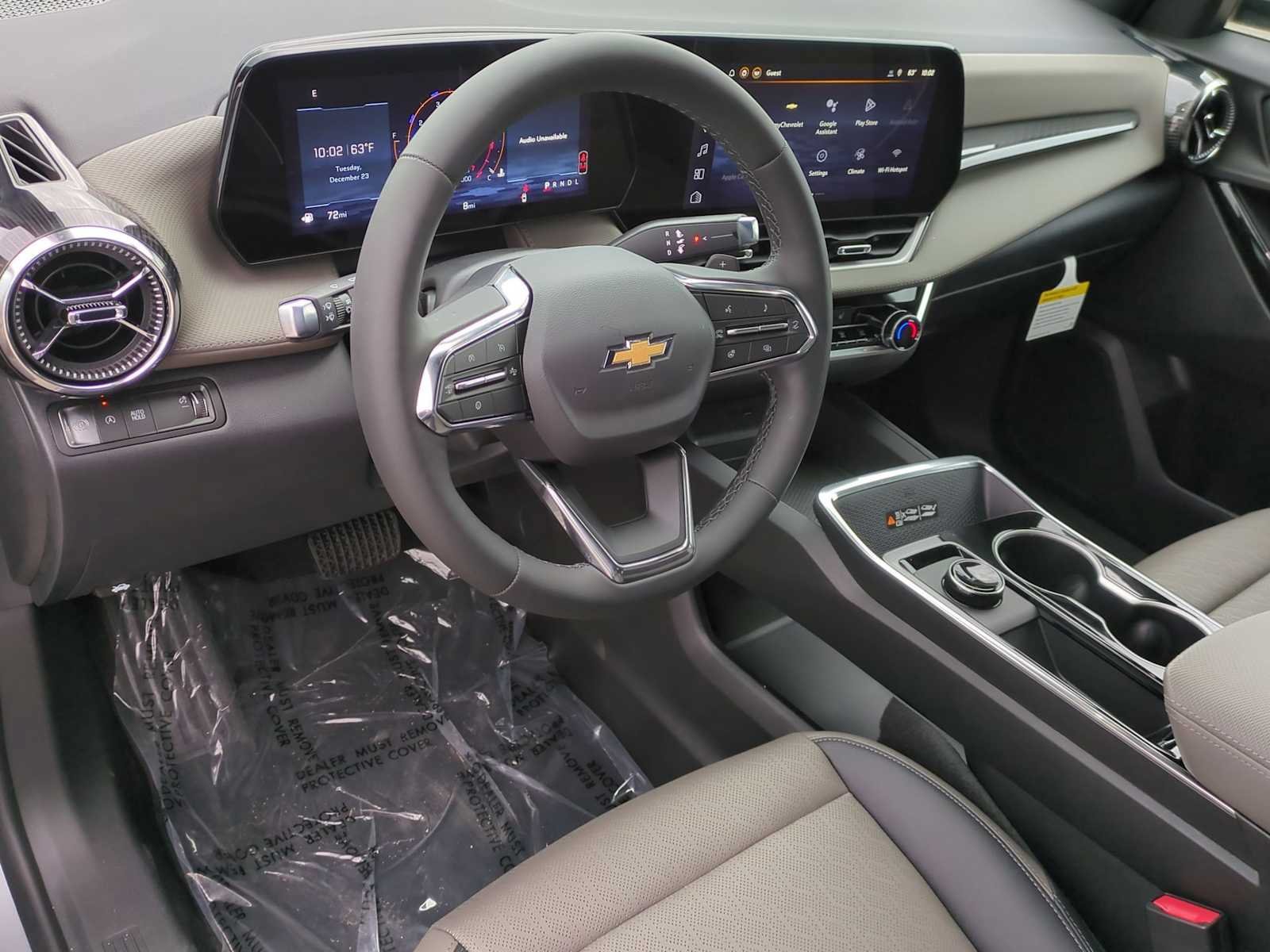 Used 2026 Chevrolet Equinox LT w/ Convenience Package II FWD image 12