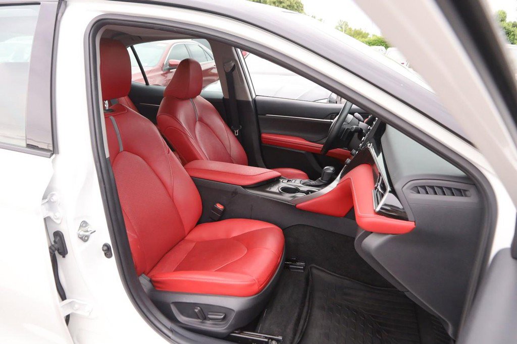 Used 2021 Toyota Camry XSE w/ Navigation Upgrade Package FWD image 28