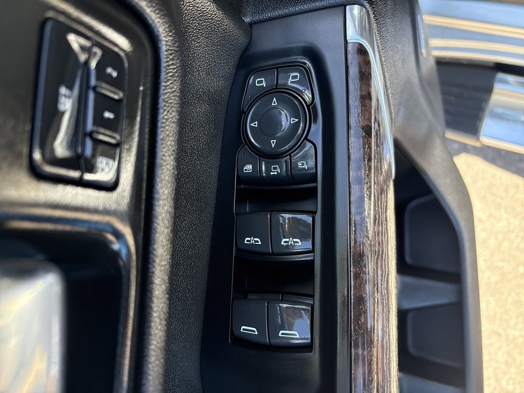 Used 2023 GMC Sierra 3500 Denali w/ Denali Ultimate Package image 11