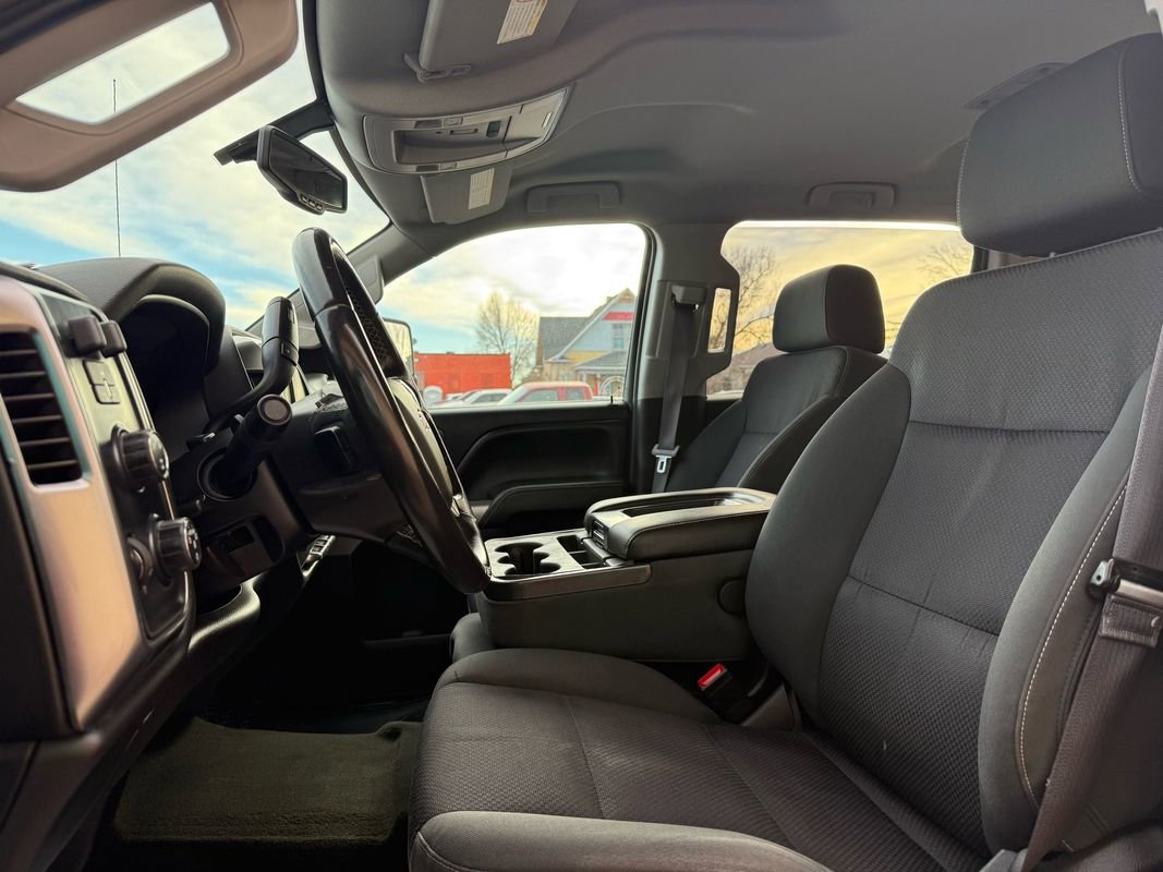 Used 2015 Chevrolet Silverado 2500 LT w/ LT Convenience Package image 9