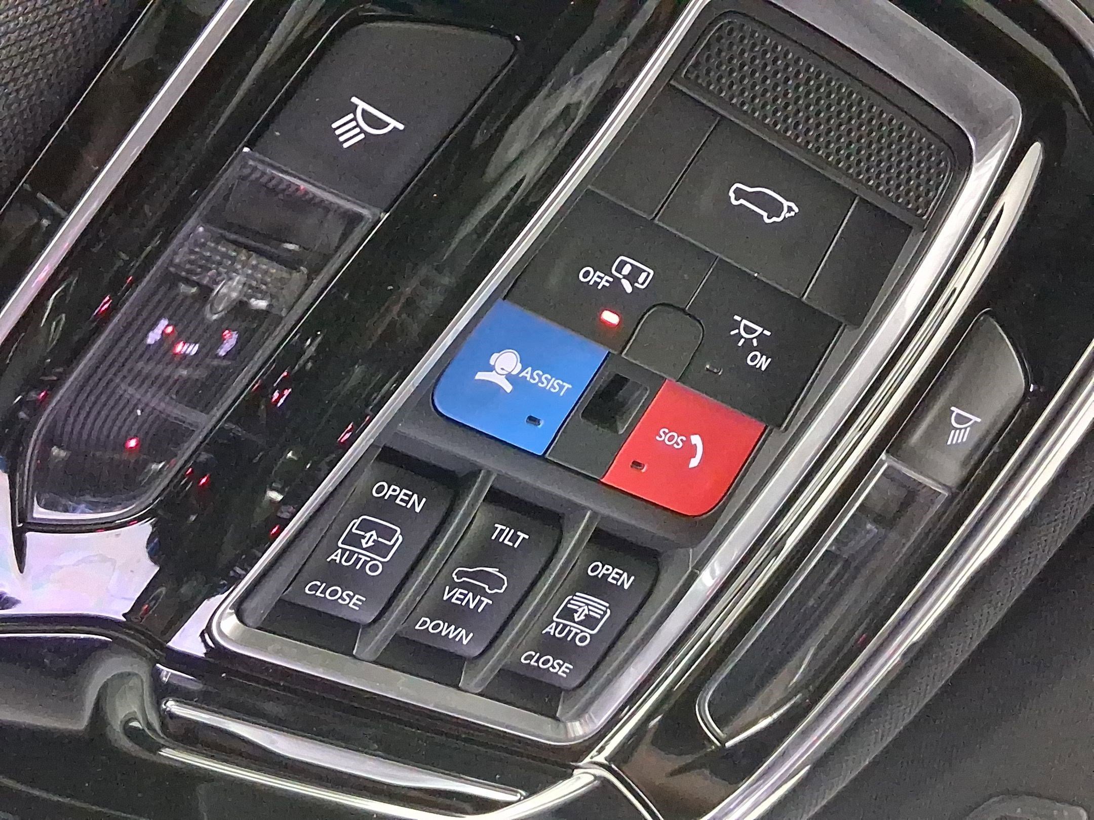 Used 2022 Jeep Grand Cherokee Summit w/ Adv Protech Group IV image 30