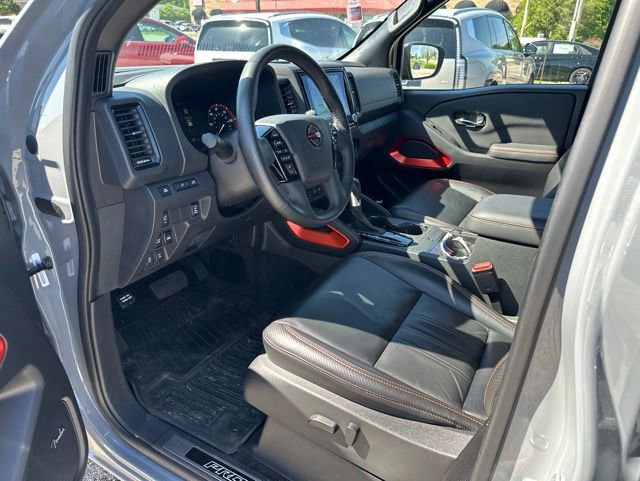 Used 2023 Nissan Frontier PRO-4X w/ Pro-4X Premium Package AWD/4WD image 17