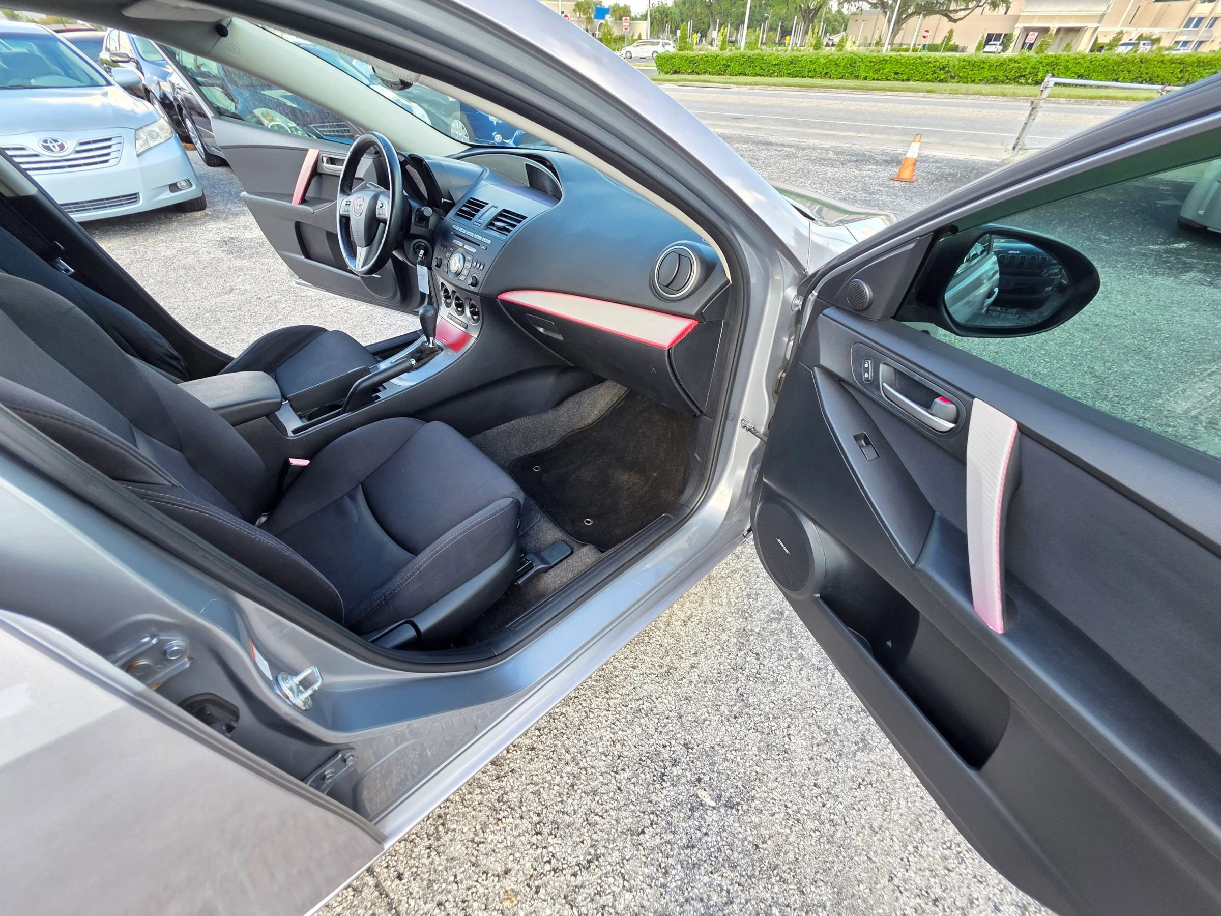 Used 2011 MAZDA MAZDA3 s Sport image 19