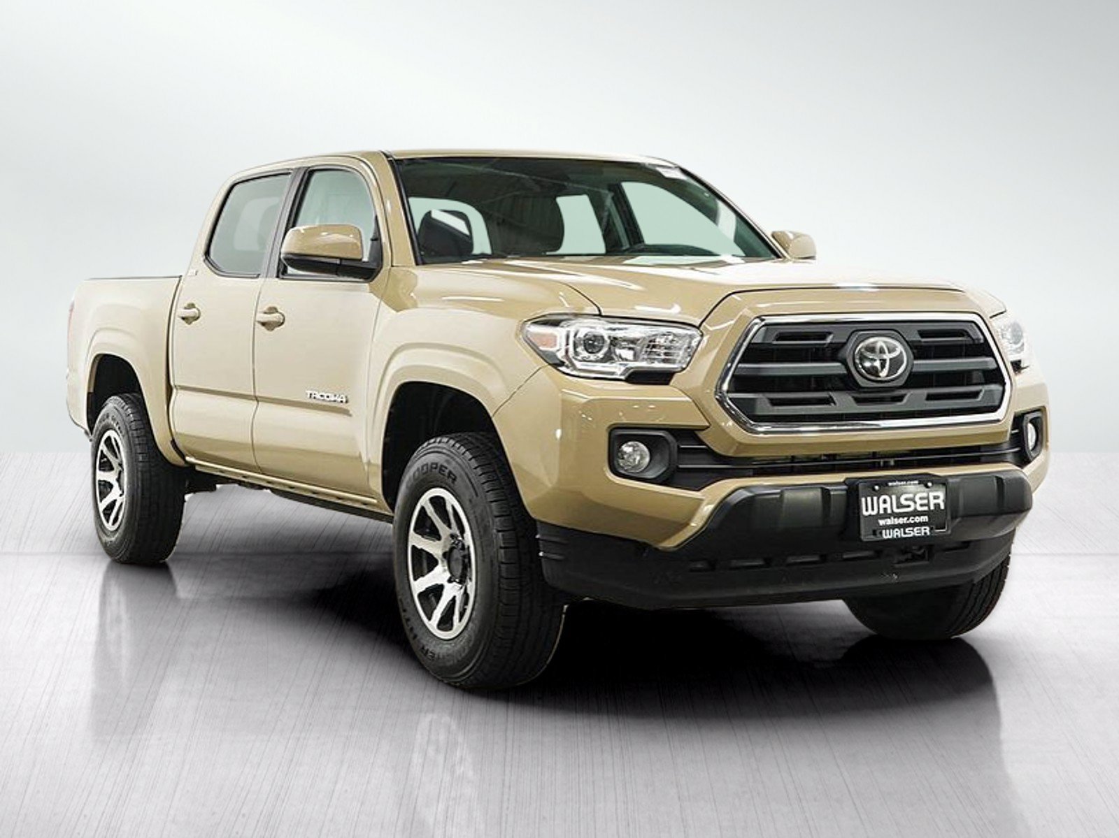 Used 2019 Toyota Tacoma SR5 RWD image 7