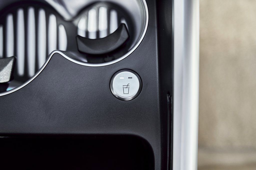 Used 2025 Mercedes-Benz Maybach EQS 680 4MATIC image 63