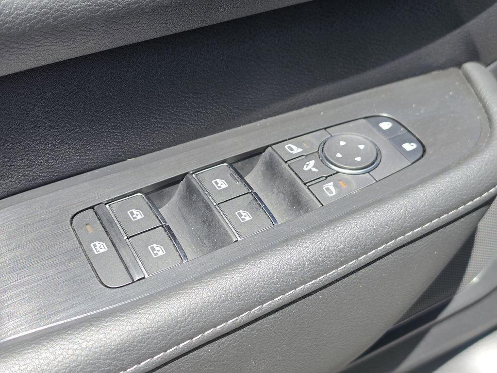 Used 2025 Nissan Armada PRO-4X w/ Pro-4X Premium Package AWD/4WD image 20