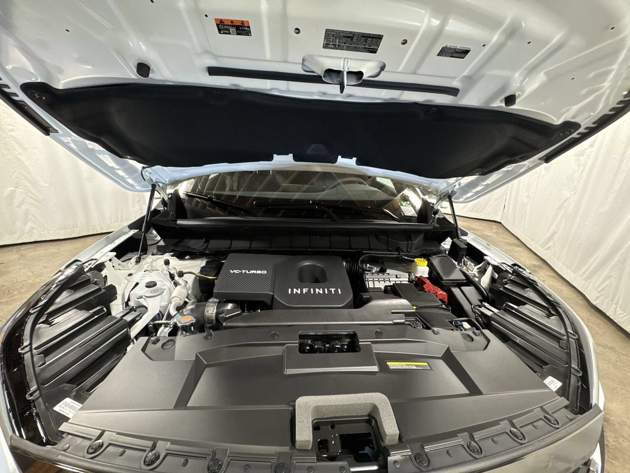 Certified 2026 INFINITI QX60 Sport w/ Dark Cargo Package AWD/4WD image 37