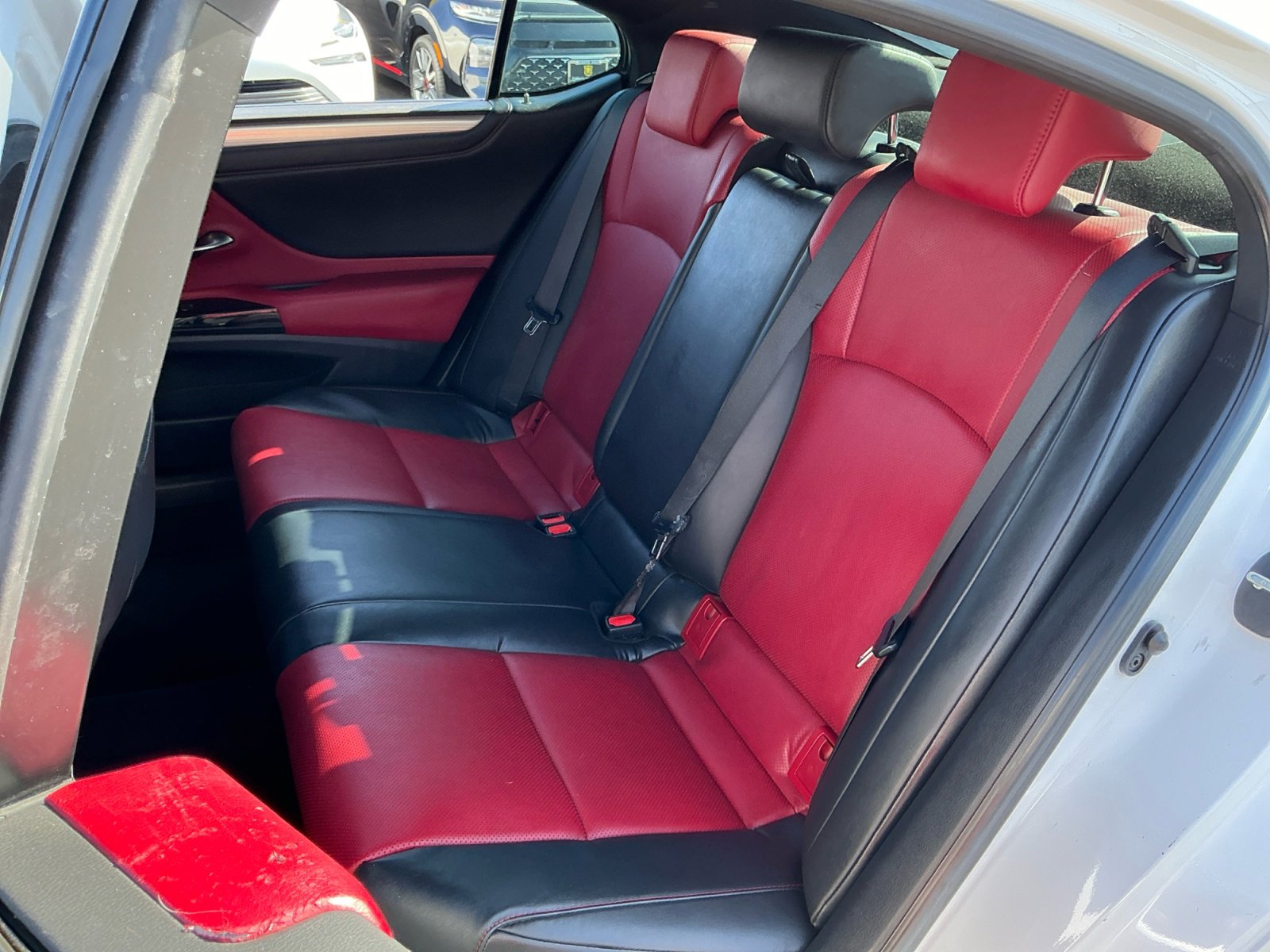 Used 2023 Lexus ES 300h F Sport FWD image 19