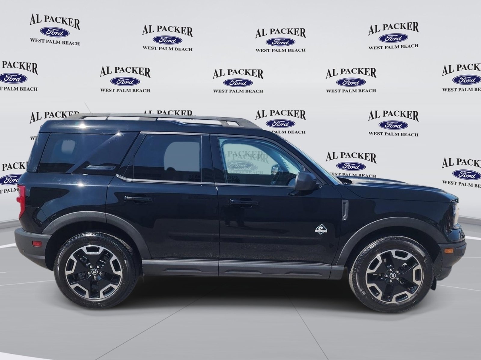 Certified 2022 Ford Bronco Sport Outer Banks w/ Tech Package image 6