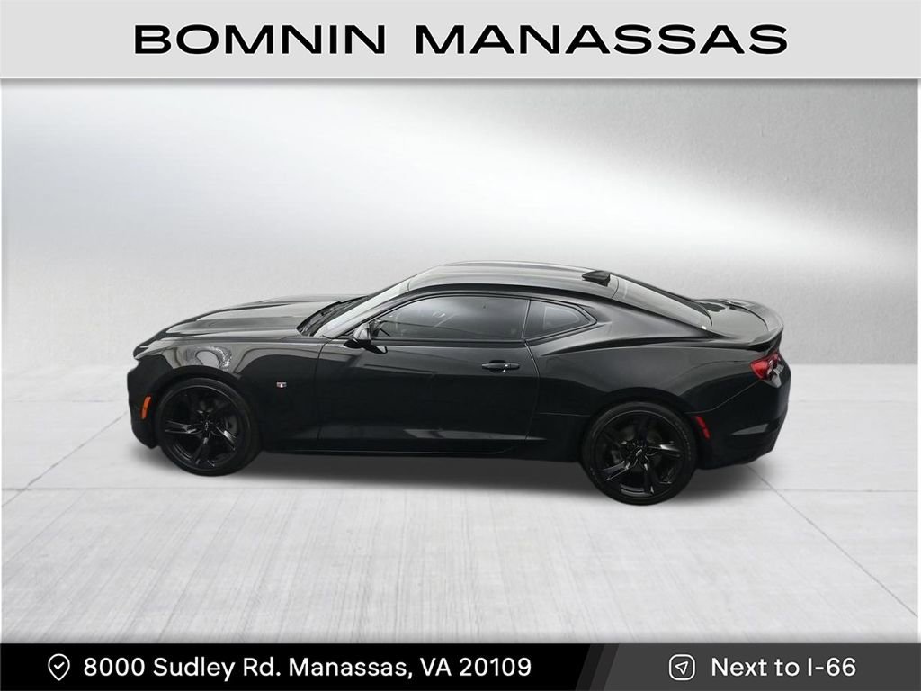 Used 2021 Chevrolet Camaro LT image 18