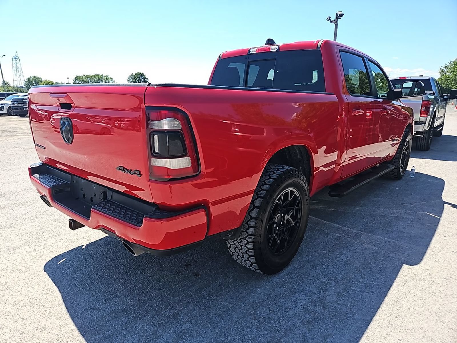 Used 2019 RAM 1500 Sport w/ Level 2 Equipment Group AWD/4WD image 3
