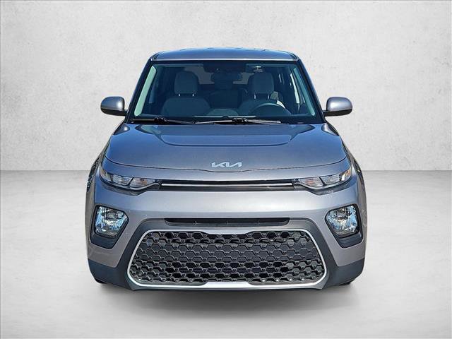 Used 2022 Kia Soul LX FWD image 2