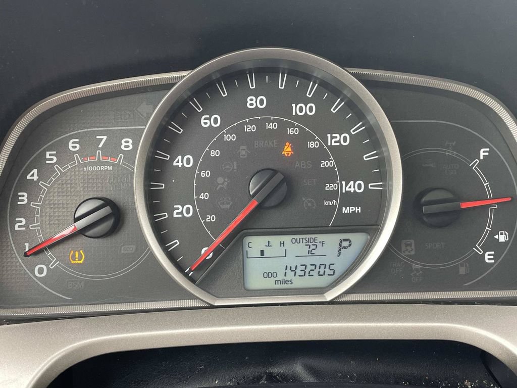Used 2014 Toyota RAV4 XLE FWD image 20