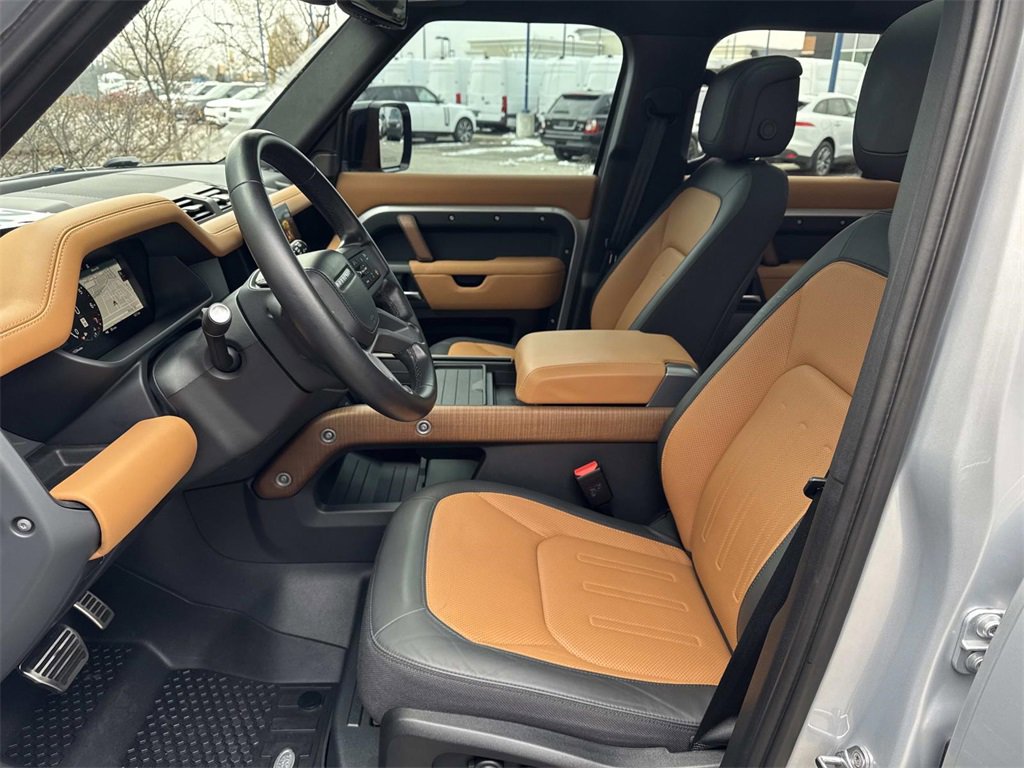 Used 2023 Land Rover Defender 110 X image 18