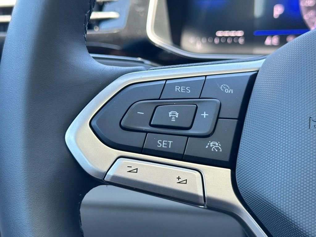 New 2026 Volkswagen Jetta SE FWD image 15