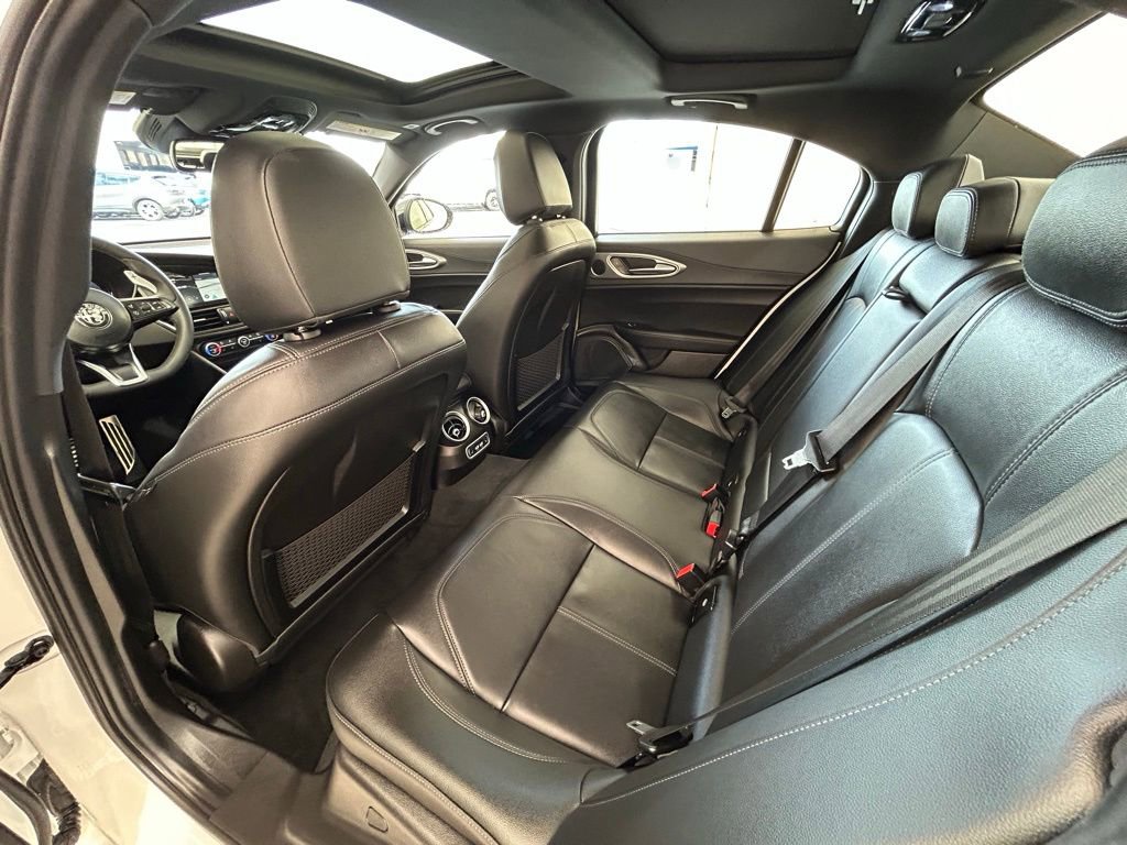 New 2025 Alfa Romeo Giulia w/ Driving Assist Package image 22