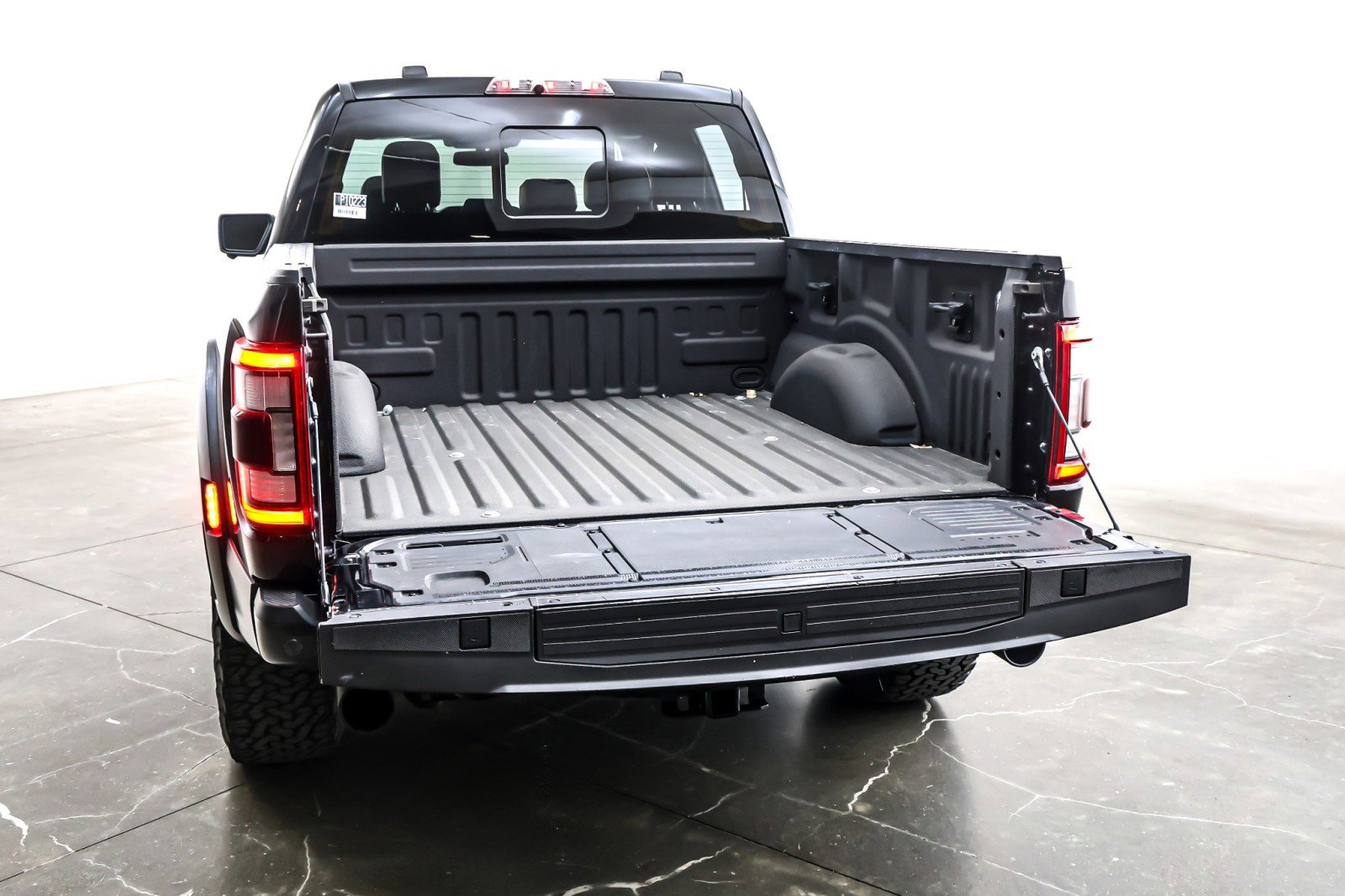 Used 2023 Ford F150 Raptor image 24
