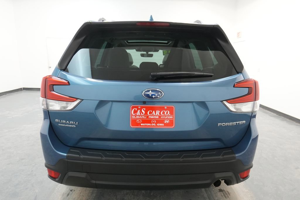 Used 2023 Subaru Forester Limited w/ Popular Package #3 image 8