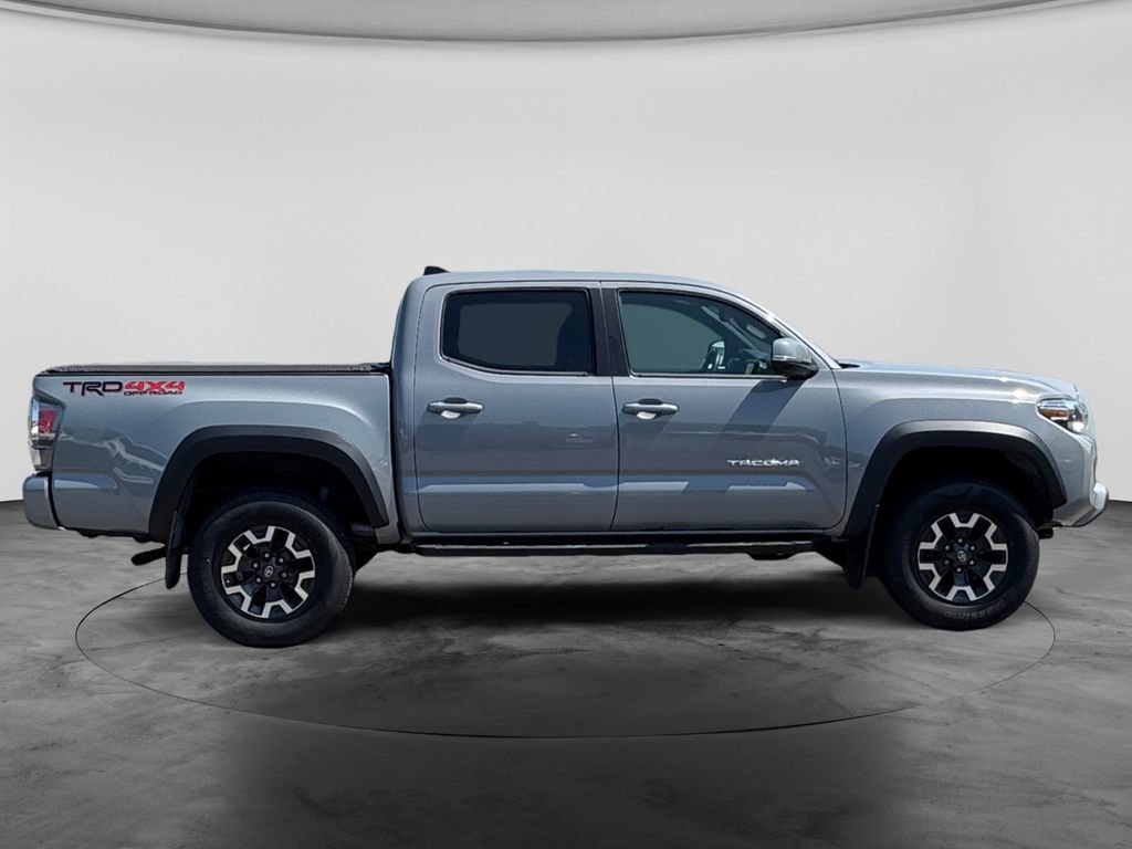 Used 2021 Toyota Tacoma TRD Sport AWD/4WD image 11
