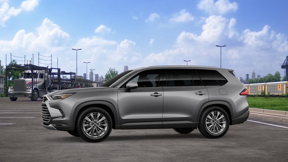 New 2026 Toyota Grand Highlander Platinum AWD/4WD image 3