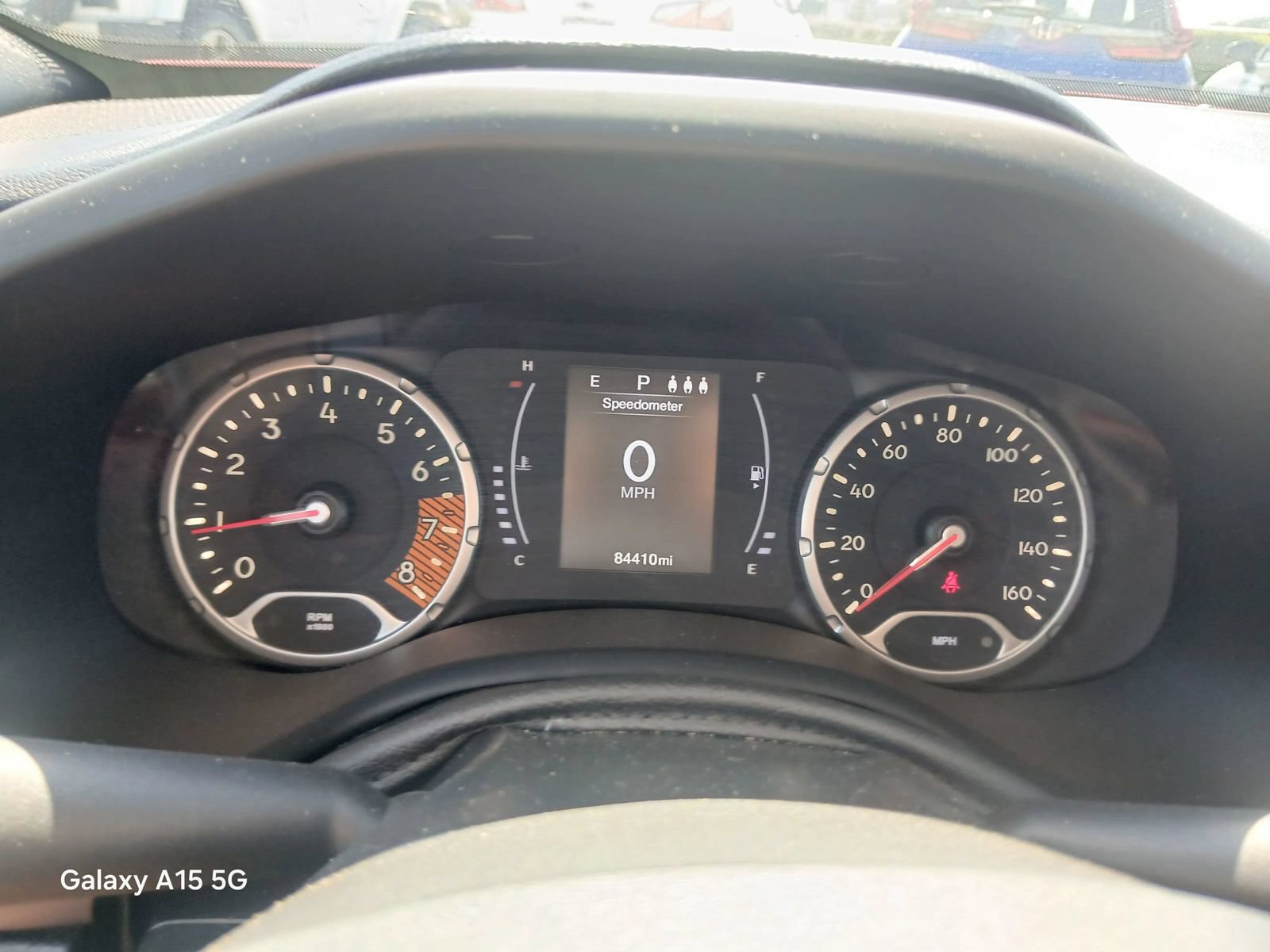 Used 2019 Jeep Renegade Latitude FWD image 28