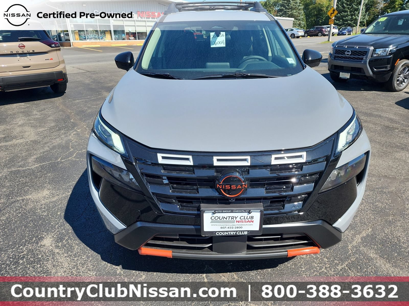 Used 2026 Nissan Rogue SV AWD/4WD image 3