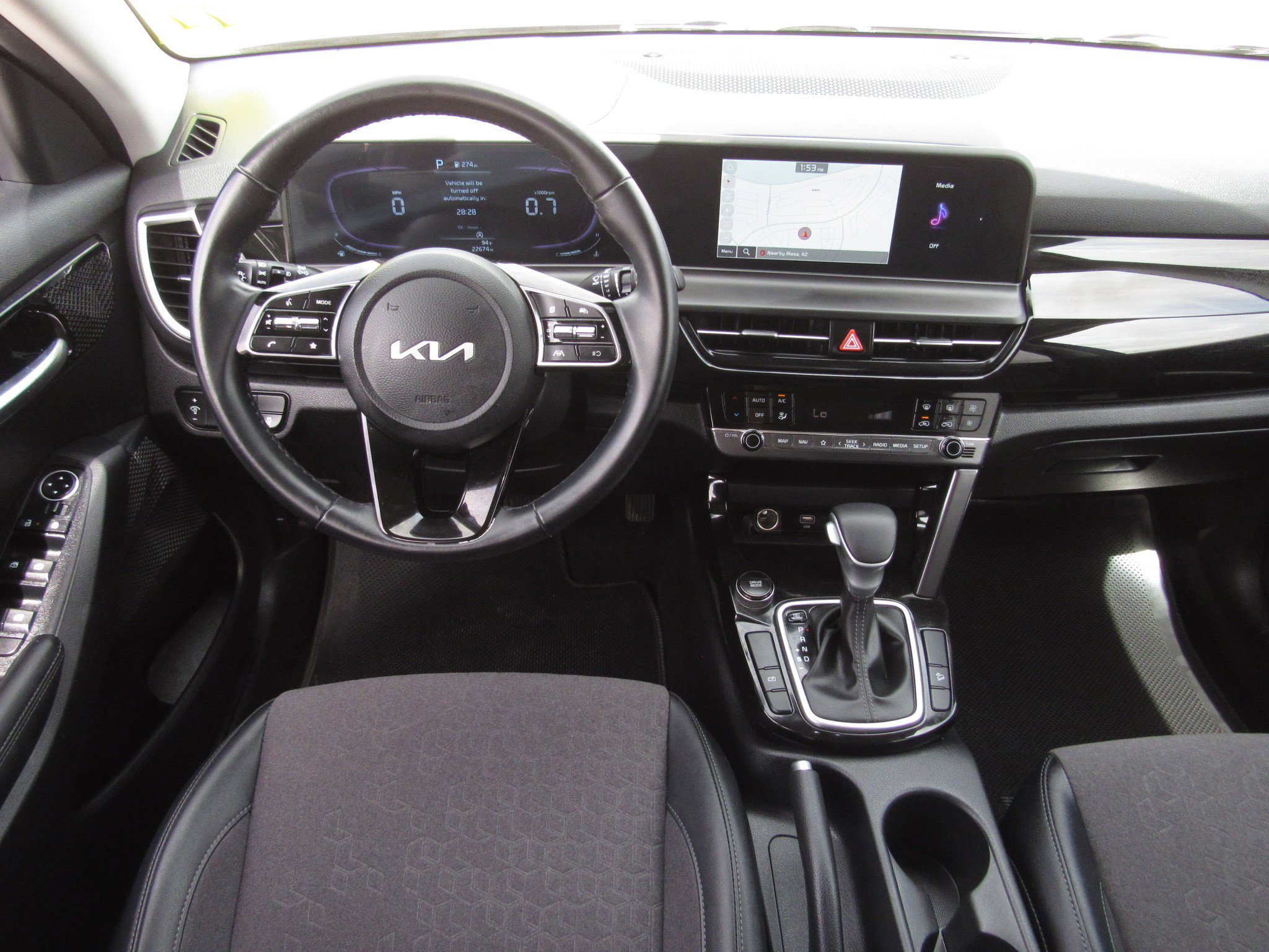 Used 2025 Kia Seltos S image 13