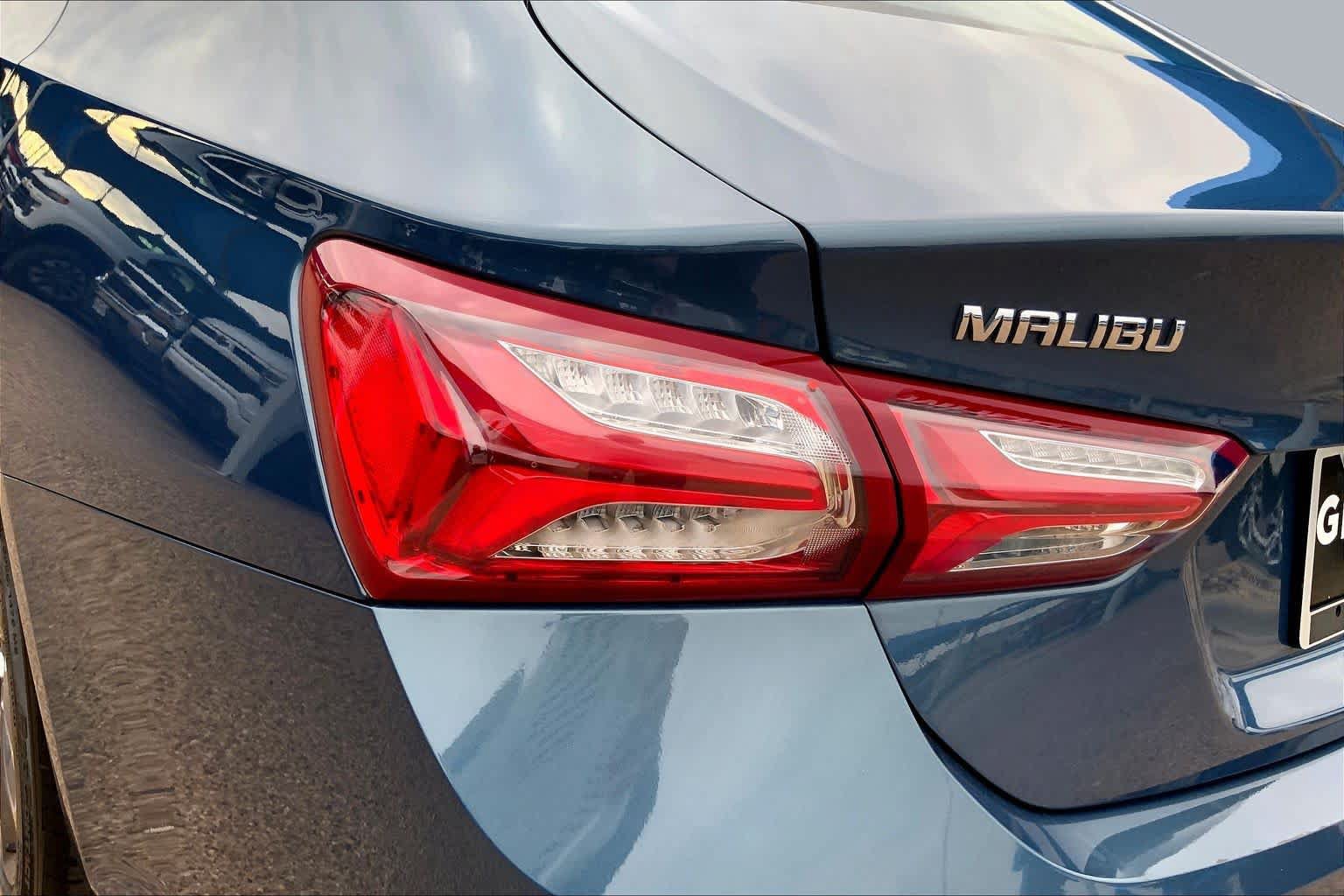 Used 2024 Chevrolet Malibu LT FWD image 29