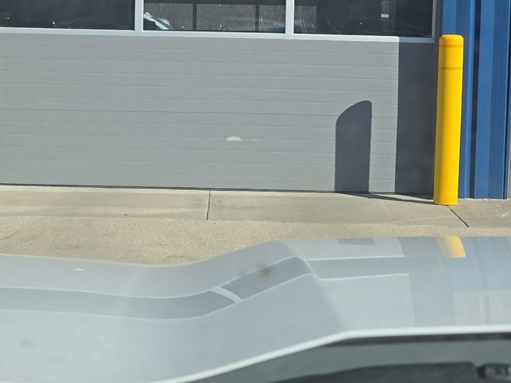 Used 2025 GMC Canyon AT4 w/ AT4X Package image 28