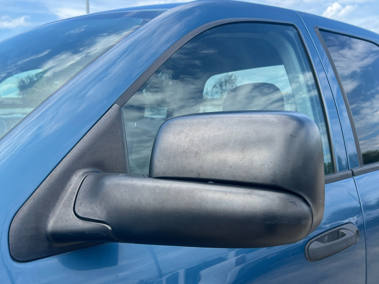 Used 2003 Dodge Ram 2500 Truck SLT image 21