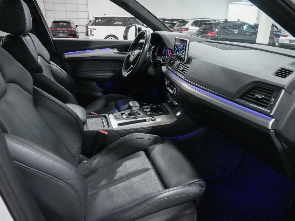 Used 2019 Audi SQ5 Prestige w/ Prestige Package AWD/4WD image 25