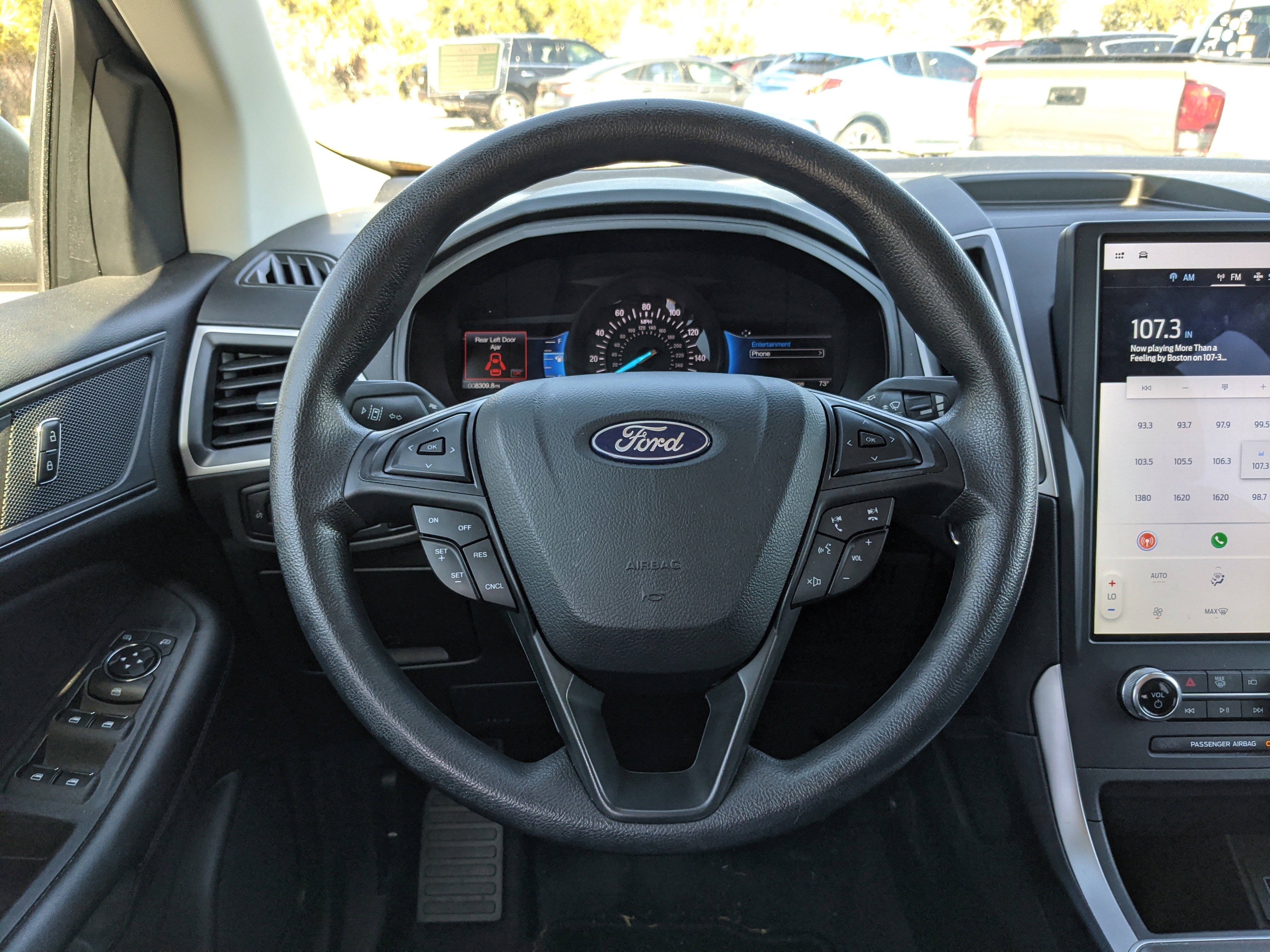 Used 2024 Ford Edge SE image 13