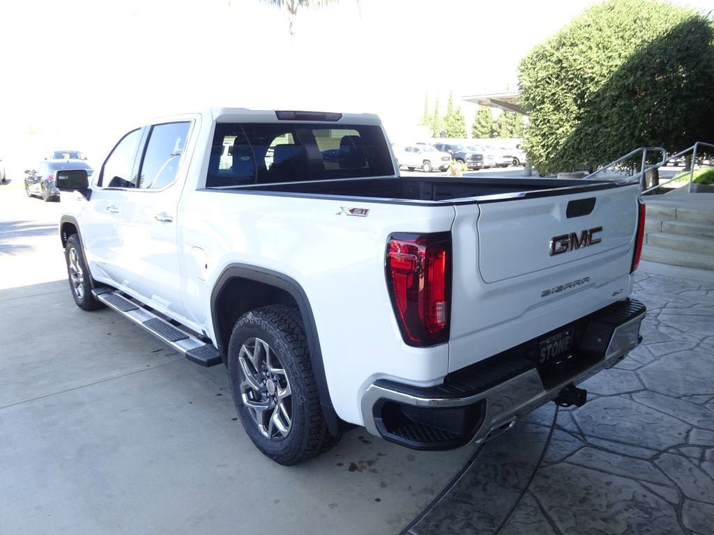 New 2026 GMC Sierra 1500 SLT AWD/4WD image 5