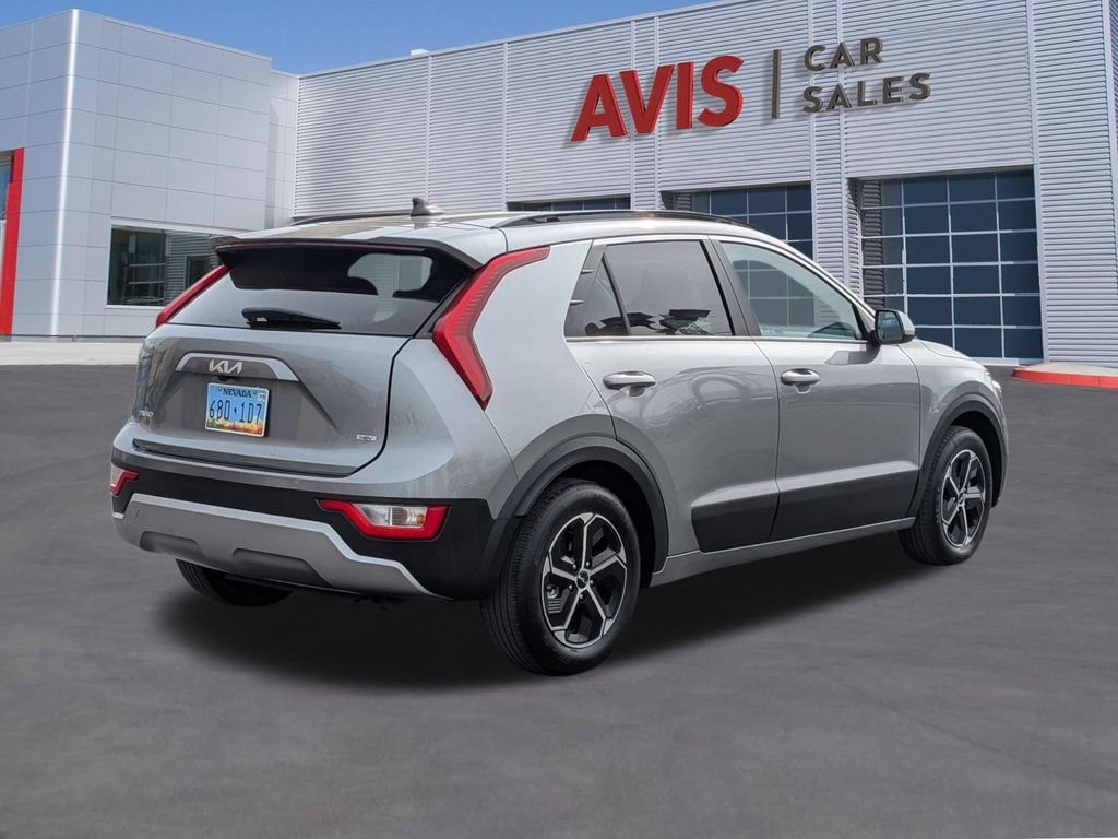 Used 2025 Kia Niro LX FWD image 6