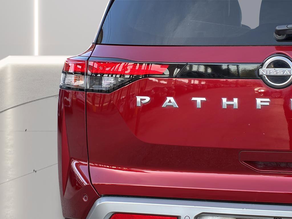 Used 2022 Nissan Pathfinder SL w/ SL Premium Package FWD image 30
